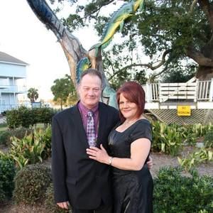 Meet your Posher, Leslie